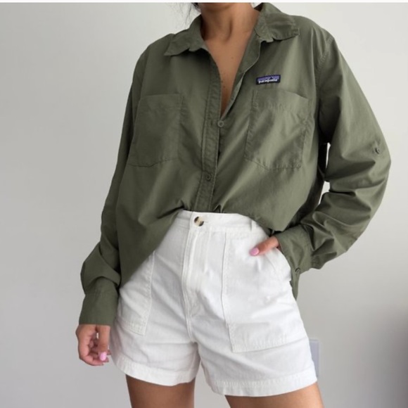 Patagonia Tops - Patagonia Women Long-Sleeved Anchor Bay Shirt in Army Olive Green • Medium